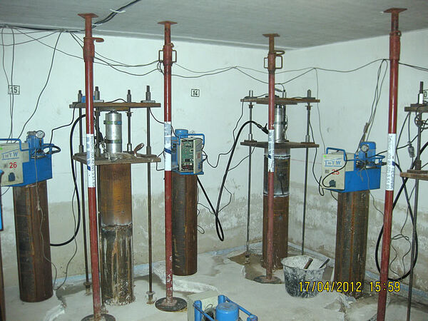 Hebung aus dem Grundwasser in Delitzsch